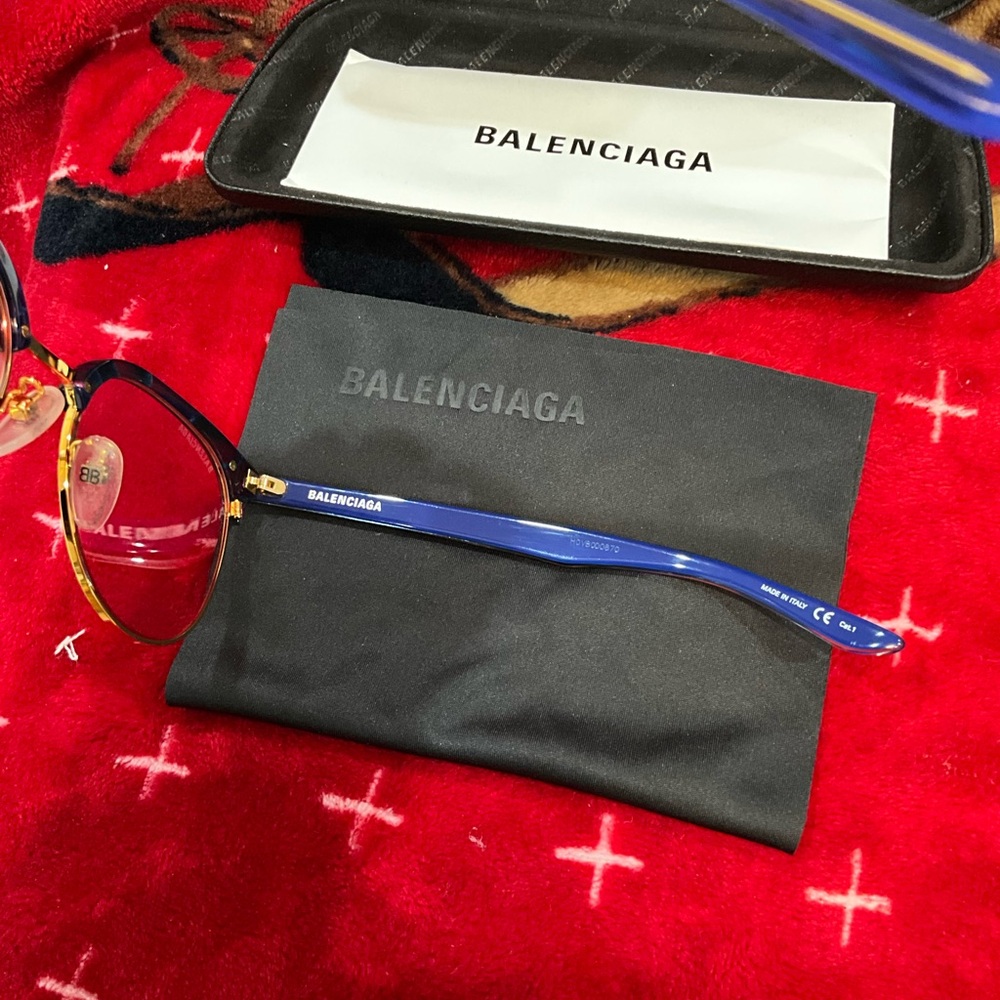 Balenciaga BB0020SK sunglasses in a multi-color frame in excellent condition. - Picture 4 of 8